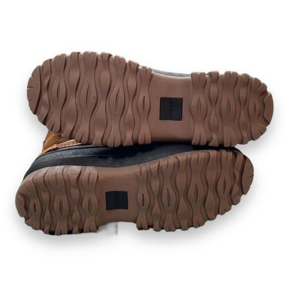 J. Crew Duck Boots Women's in Nubuck Leather Red and Black Plaid Size 7M - Picture 3 of 6